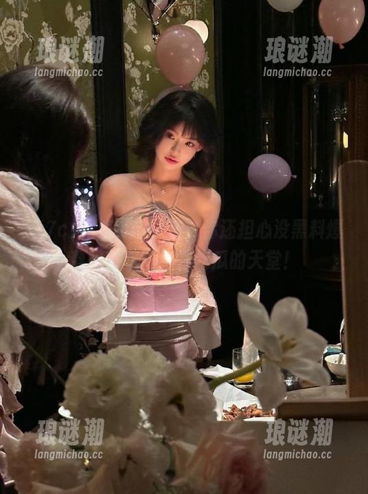 17c 用17c苹果版,你还担心没黑料爆料吗?这简直是吃瓜的天堂!