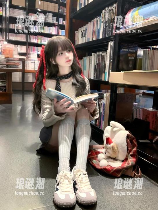 51吃瓜 51吃瓜官网黑料翻腾,吃完要记得咽下这个大瓜哦!