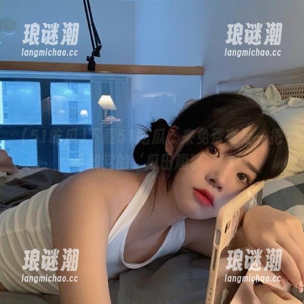 51吃瓜 下载51吃瓜,来免费享受一把手残党的‘瓜田趣事’!