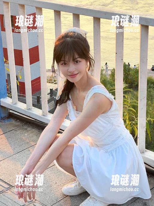 51吃瓜 51吃瓜APP网的新更新:苹果版俱乐部,瓜友们快来围一圈!