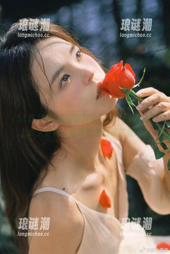 51吃瓜 听说朝阳群众已在“51吃瓜”上永久复活,各种瓜你想来尝尝吗?