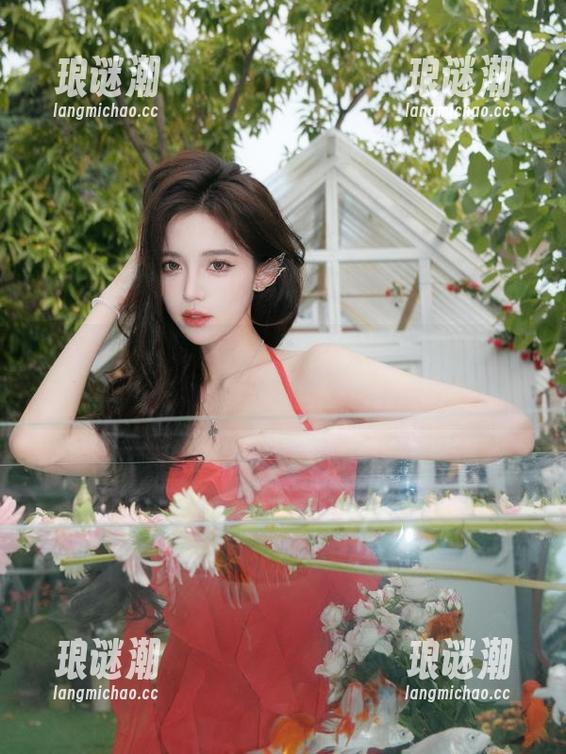 51吃瓜中心 你以为51吃瓜中心苹果版只吃瓜?其实还夹杂着脑洞!