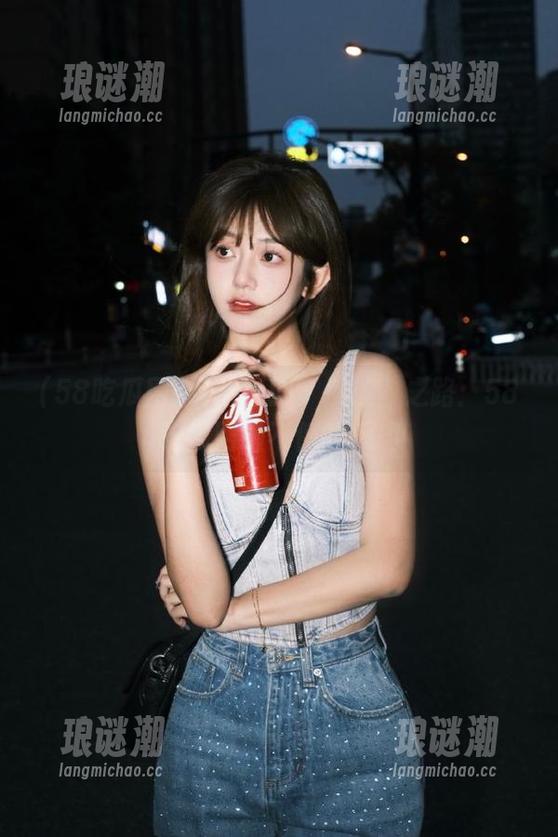 58吃瓜网 苹果版的“沉迷”之路:58吃瓜网聊不停的乐趣