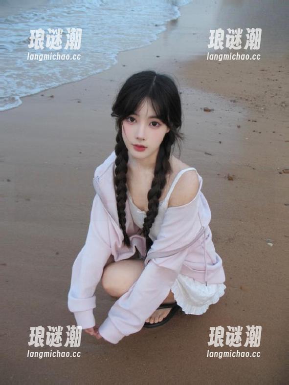 718娱乐 718娱乐app:你我他的奇妙共鸣,一波未平一波又起!