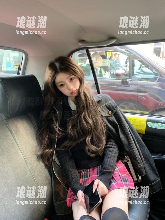 91吃瓜 永不迷路在91吃瓜,黑料就像秋天的落叶,随处可见!