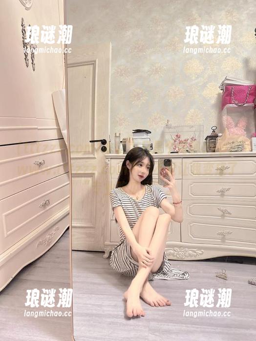 tttzzz.com 本以为只是个闲聊app,www.tttzzz.com不知不觉让我变成了“专业吃瓜师”。