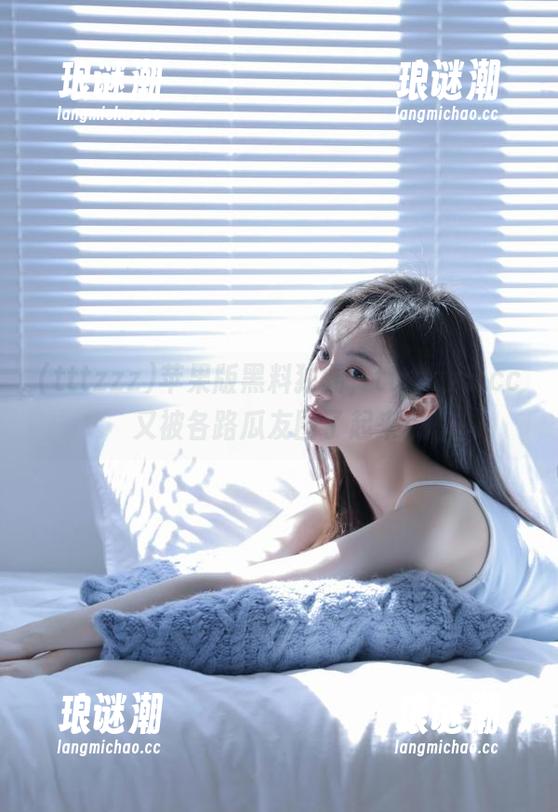 tttzzz 苹果版黑料独霸,tttzzz5.cc又被各路瓜友围了起来!