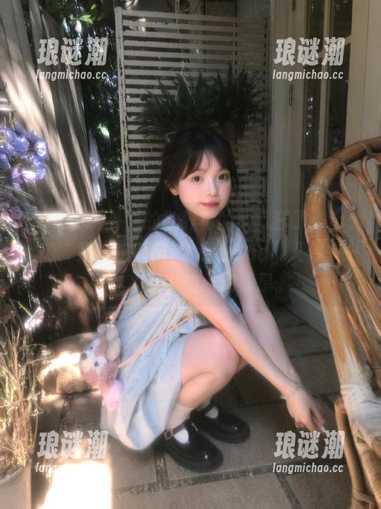 tttzzz 外面的世界真的太疯狂了,ios上的“黑料吃瓜网tttzzz5.cc”又传来一些让人咋舌的小道消息。