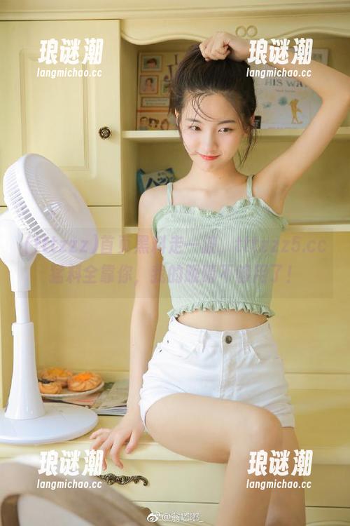 首页黑料走一波，tttzzz5.cc猛料全靠你，我的眼睛不够用了！