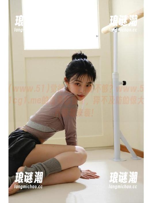 www.51 觉得光是八卦不够?www.51cg1.me的首页已变身,猝不及防的惊大片即将来袭!