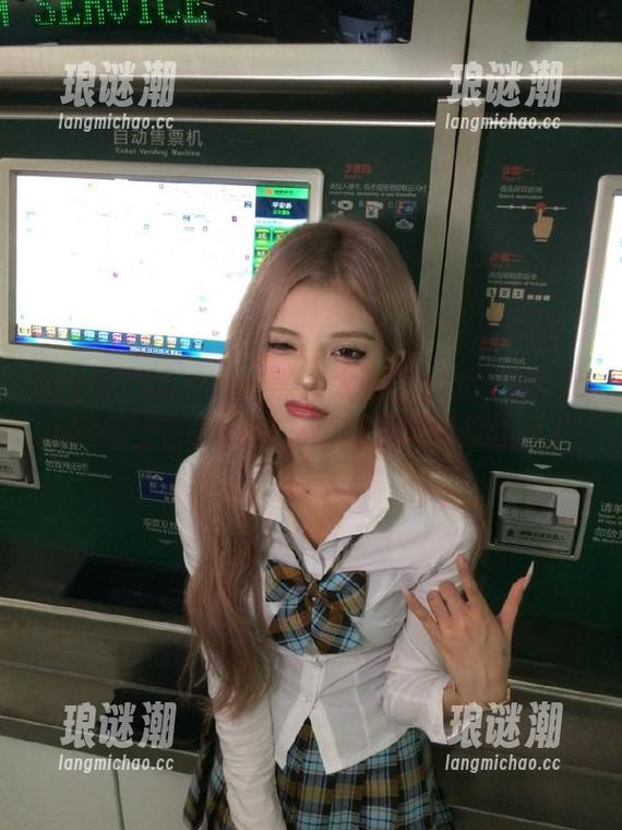 zztt155.ccm 黑料太阳?zztt155.ccm网站上百般玩味,蘑菇视频继续乱入!