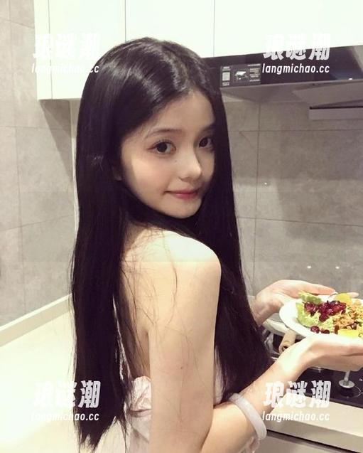 zztt155 一登录zztt155.ccm就直接被黑料拍脸,我觉得我卸妆都要被怀疑!