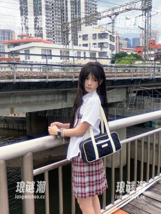 九一吃瓜王 想要永不迷路地跟上潮流?九一吃瓜王给你最新的热搜动态!