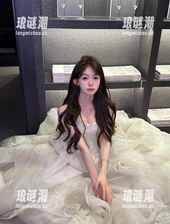 九色91吃瓜 九色91吃瓜网站上线太久,难怪变得这么‘多汁’,让我想多看一会儿!