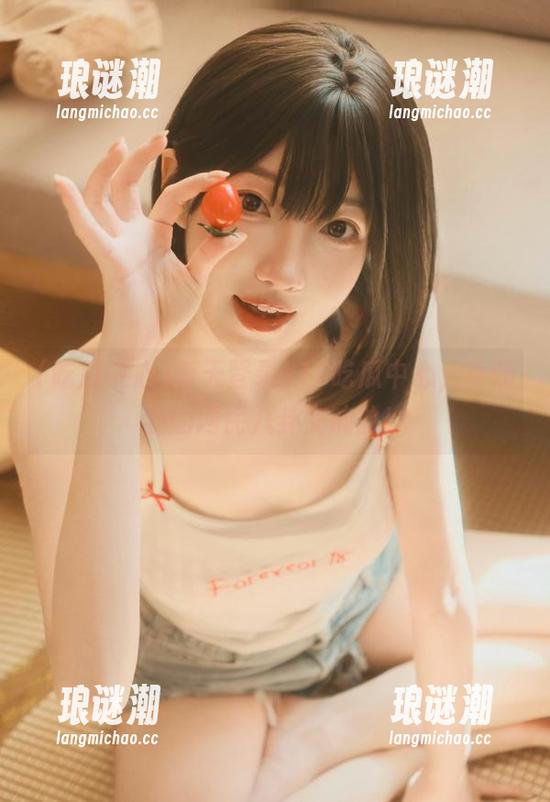 吃瓜中心 每天登录517吃瓜中心,奏响我的网民八卦交响曲!