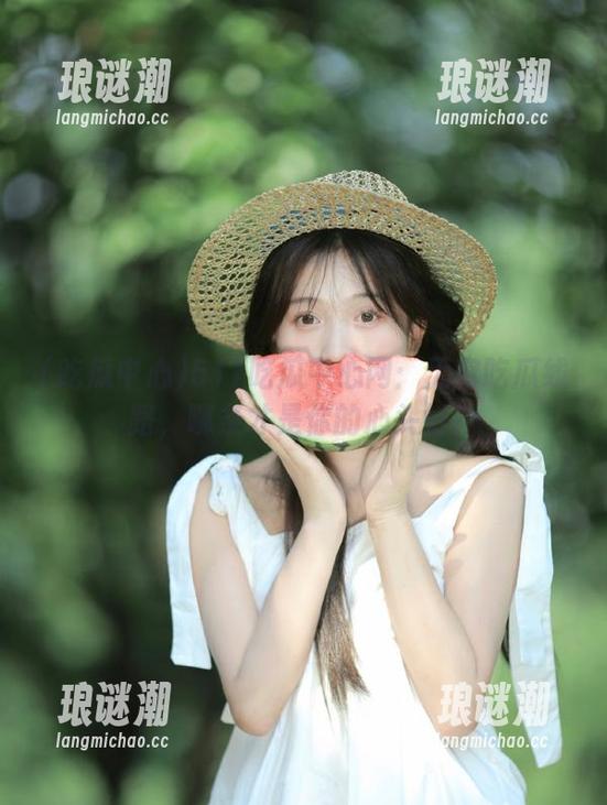 吃瓜中心 517吃瓜中心网:无穷吃瓜线路,哪条才是你的心头好?