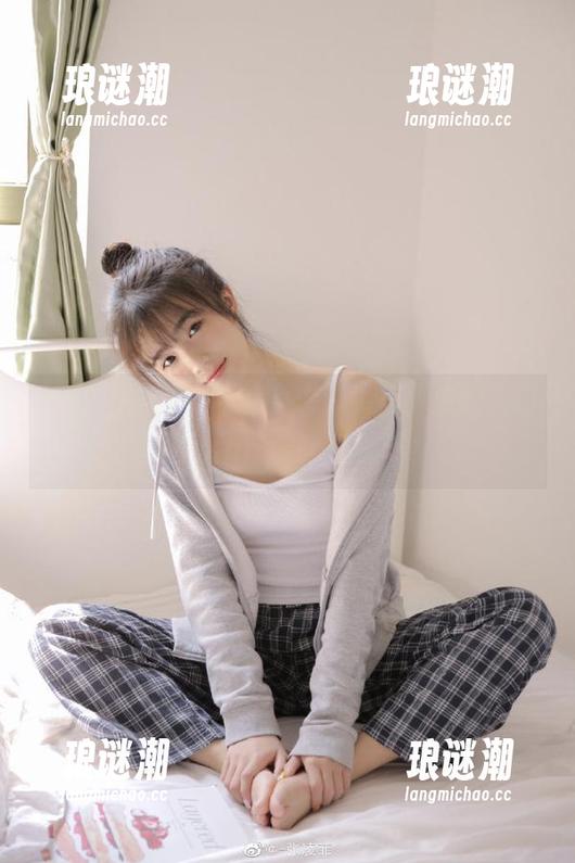 吃瓜头条 欢迎进入吃瓜头条,瓜的入口,直达gossip遥控器!