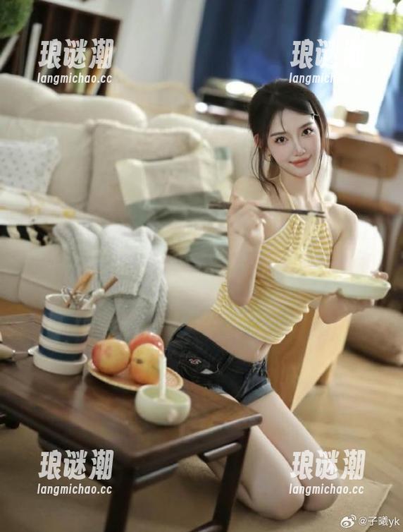 吃瓜网app：又是一天，一口口水吃下去，今日热门大瓜是个甜蜜的负担吗？