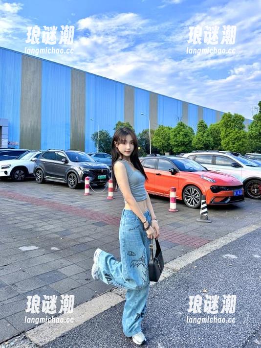 吃瓜网 吃瓜网导航,让你轻松点击就能追踪那几位“话题”明星的动态动向!