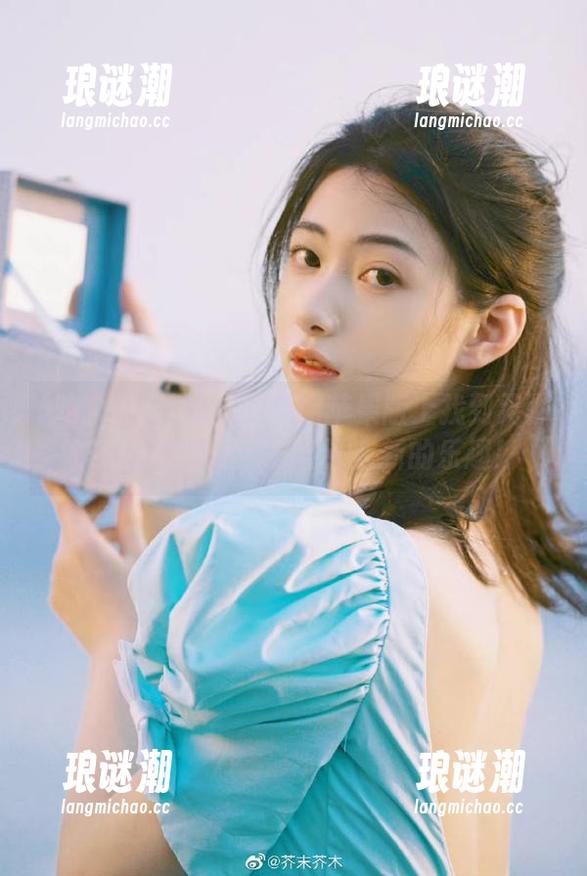 吃瓜网 试试在吃瓜网苹果版上找到无聊时光的替代品,果然还有新的乐趣!