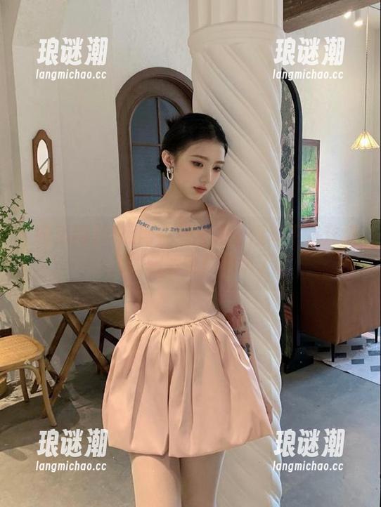 吃瓜网 吃瓜网在线瞎评:爆料不断升级,我的脑洞也跟着飘了呢
