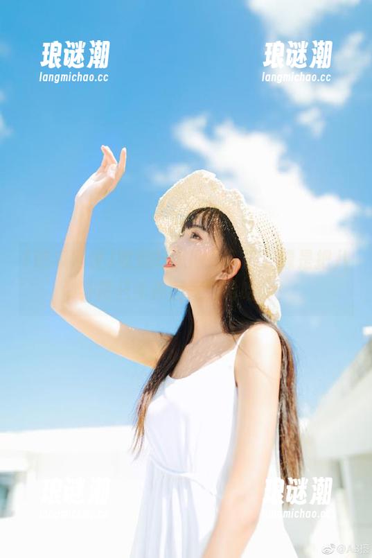 收藏吃瓜网址入口，像是把八卦两只手捧回家，哈哈哈！