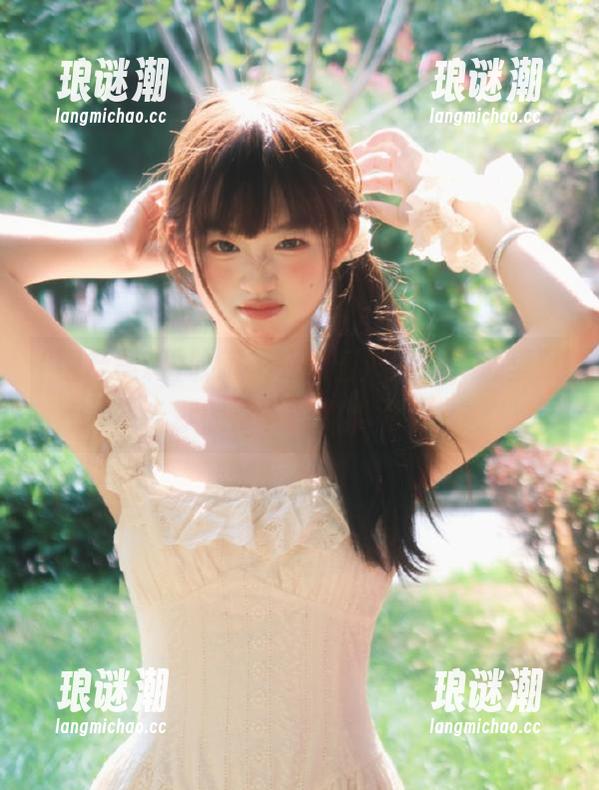 国产黑料 收藏了一堆国产黑料,心里默默期待下一次爆点!