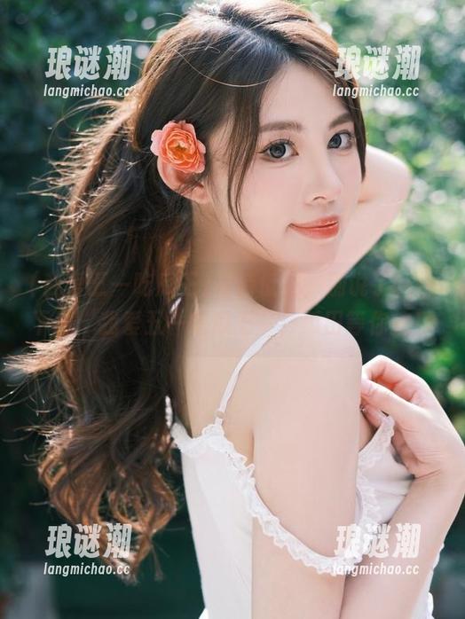 我爱五一吃瓜王 保持低调,别说了,快下载“我爱五一吃瓜王”,瓜田等你挖!