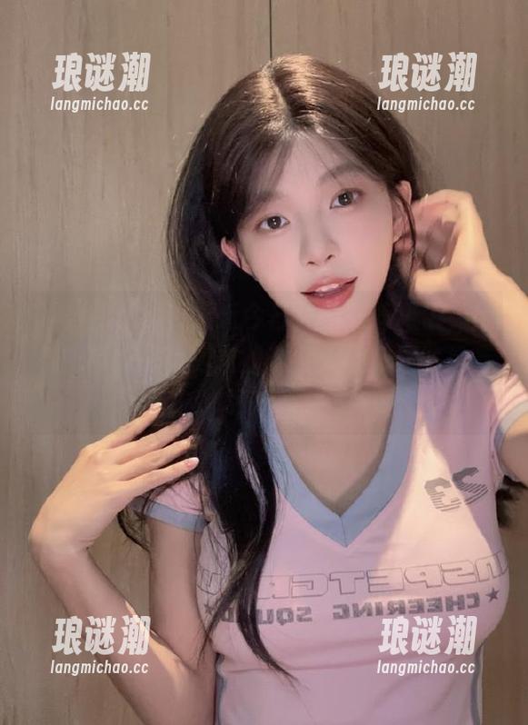 黑料吃瓜网 最近今日头条一阵风波,黑料吃瓜网成为网友的淘金入口,果然是有好料!